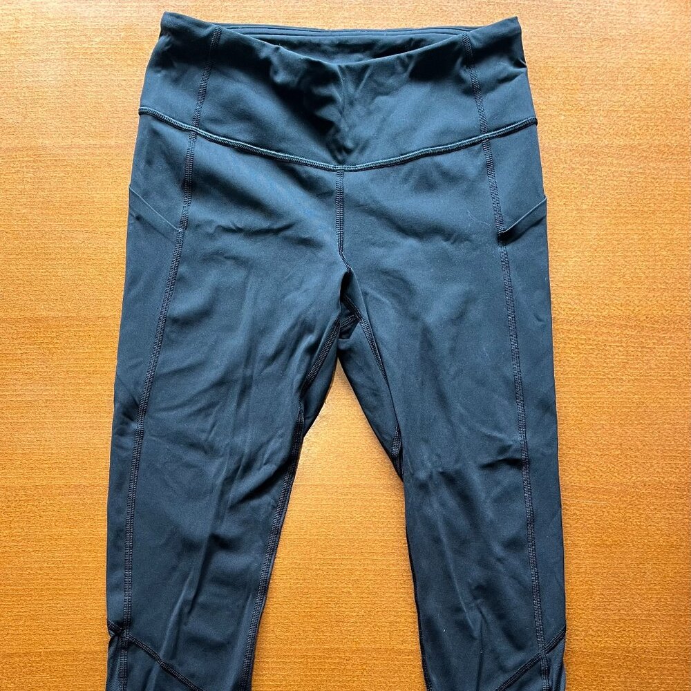 Lululemon Cropped Athletic Tights